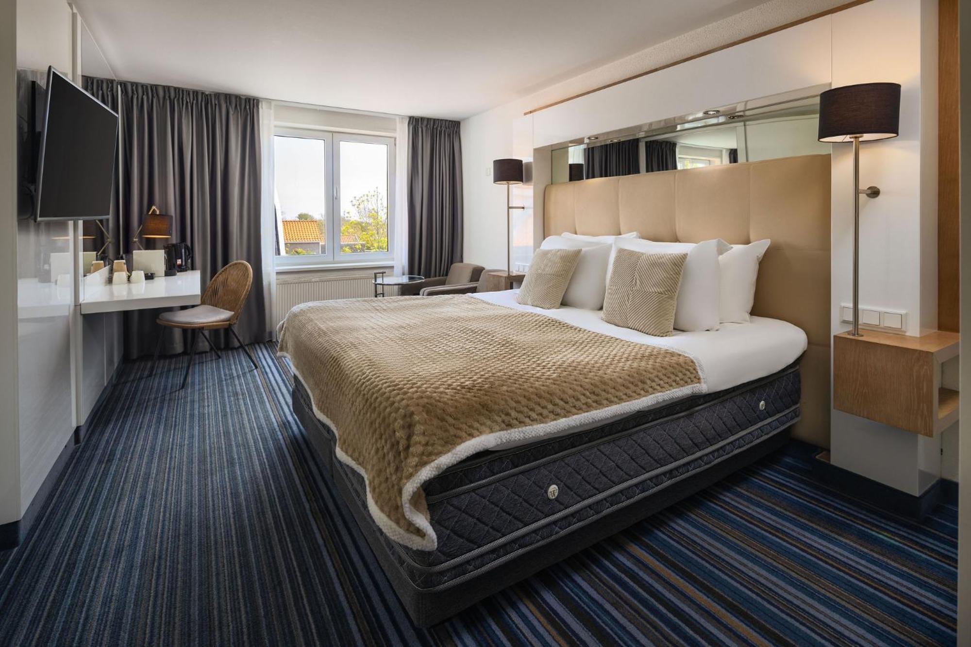 Westcord Hotel De Wadden Vlieland Eksteriør billede